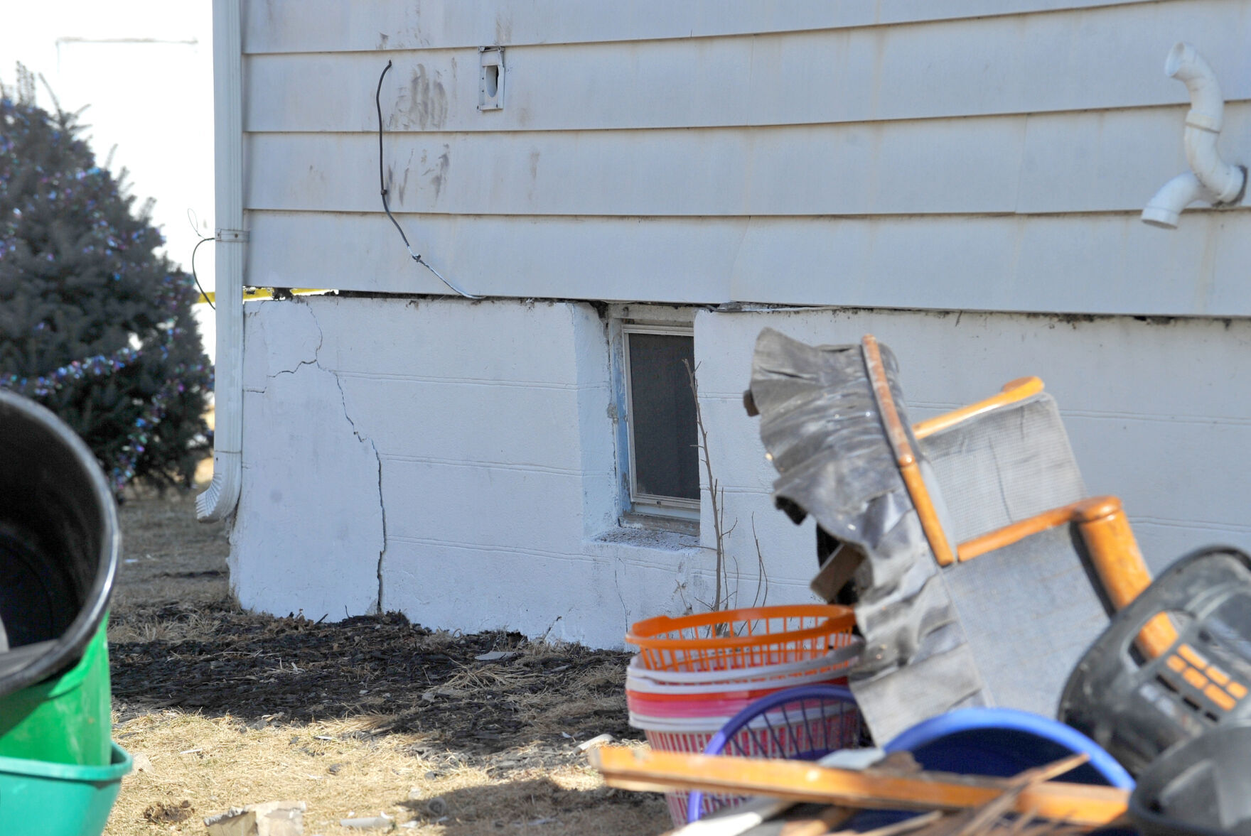 022822-qc-nws-crash-111
